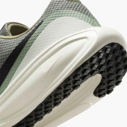Nike Revolution 8 HJ9198-300 Scarpa da running su strada – Uomo